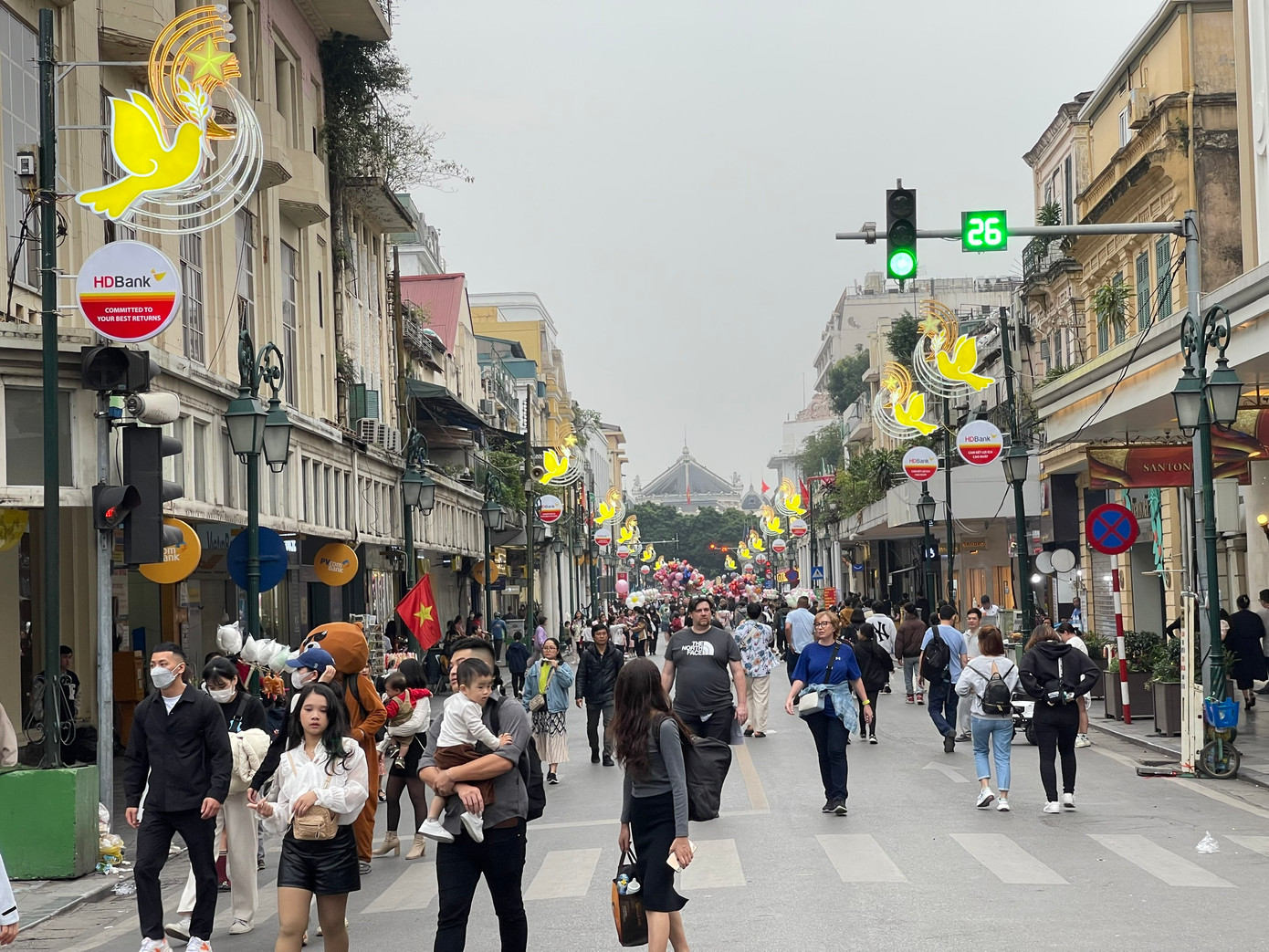 Một góc phố quận Hoàn Kiếm, Hà Nội. Ảnh: Như Ý. Một góc phố quận Hoàn Kiếm, Hà Nội. Ảnh: Như Ý.