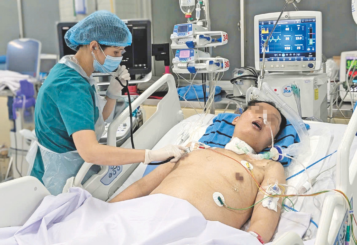 Suốt 15 năm công tác tại Bệnh viện Chợ Rẫy, năm nào BS Lê Nguyên Hải Yến cũng tham gia trực Tết ảnh: Vân Sơn Suốt 15 năm công tác tại Bệnh viện Chợ Rẫy, năm nào BS Lê Nguyên Hải Yến cũng tham gia trực Tết ảnh: Vân Sơn