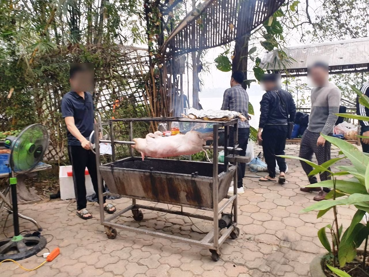 Hình ảnh bên trong Thảo viên Gió sông Hồng ảnh: Long Vân