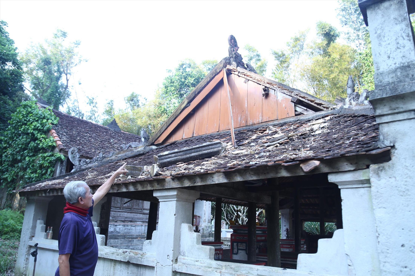 Quần thể di tích lịch sử văn hóa - kiến trúc nghệ thuật cấp quốc gia đền Rậm xuống cấp nghiêm trọng