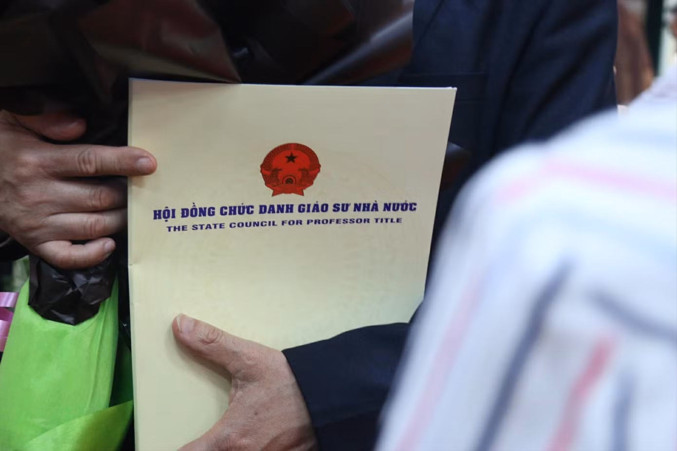 Bài báo khoa học của các ứng viên GS, PGS tiếp tục được dư luận quan tâm