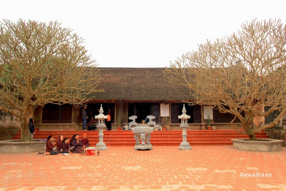 Đình làng Dòng, xã Xuân Lũng