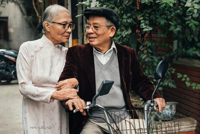 Vợ chồng GSNGND Nguyễn Đình Chú và Nguyễn Thị Minh Thâm