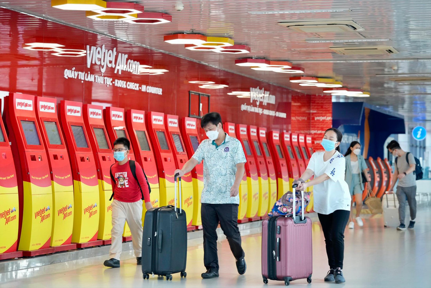 Giá vé máy bay hè bắt đầu giảm Ảnh minh họa: PT