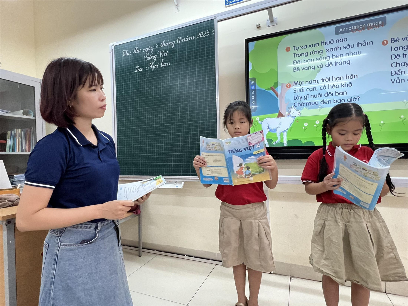 Từ năm học tới, giáo viên được trao quyền chọn SGK mới để dạy học Từ năm học tới, giáo viên được trao quyền chọn SGK mới để dạy học