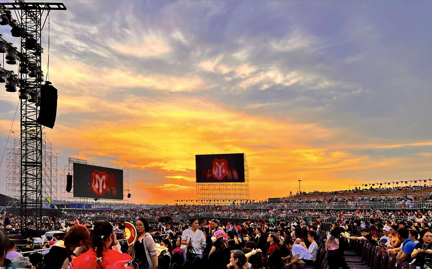 Lượng khán giả khổng lồ ở ATVNCG