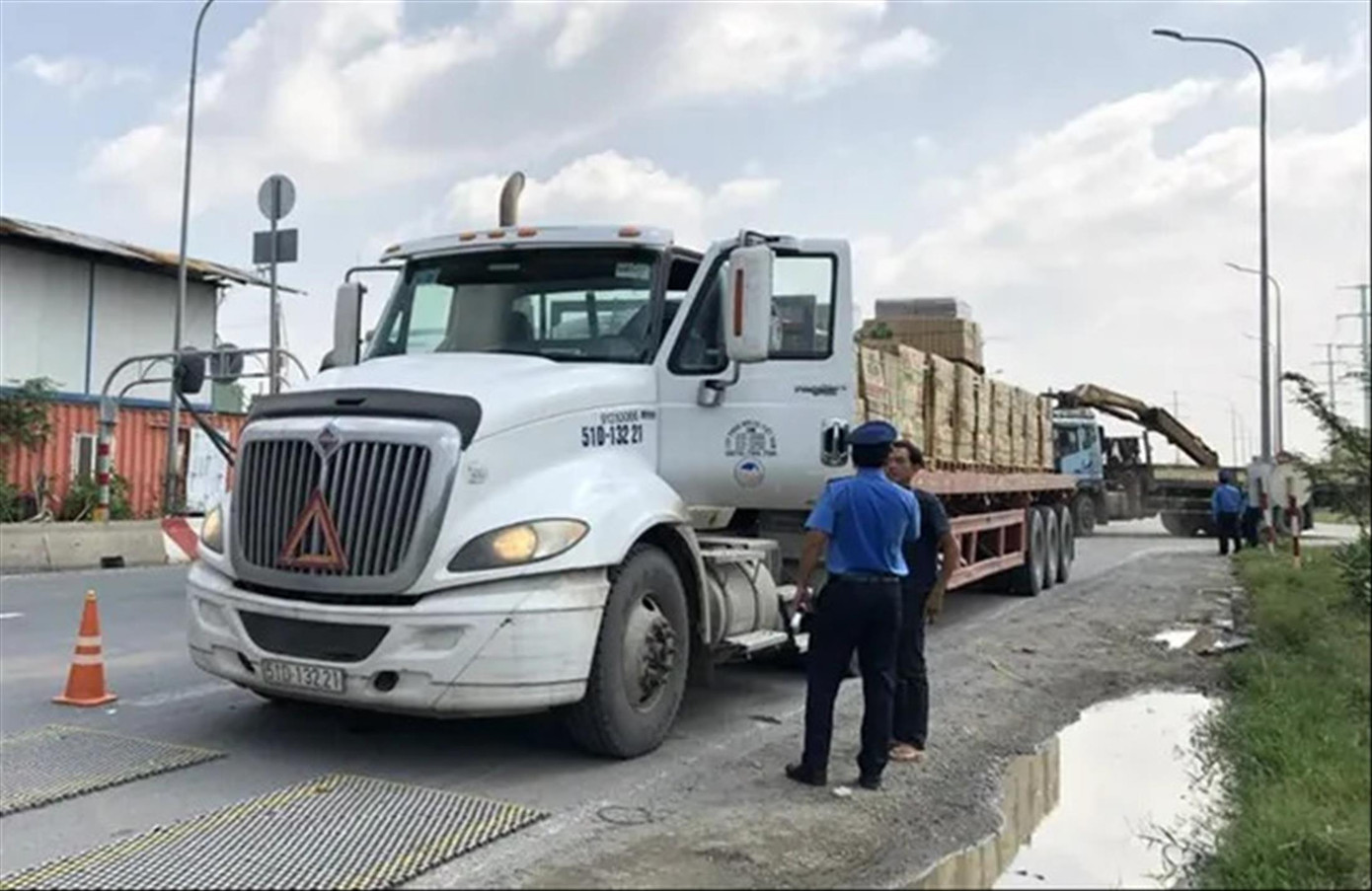 Hệ thống cân tự động - một trong những cải tiến nổi bật mà ITS mang lại cho tuyến cao tốc Hệ thống cân tự động - một trong những cải tiến nổi bật mà ITS mang lại cho tuyến cao tốc