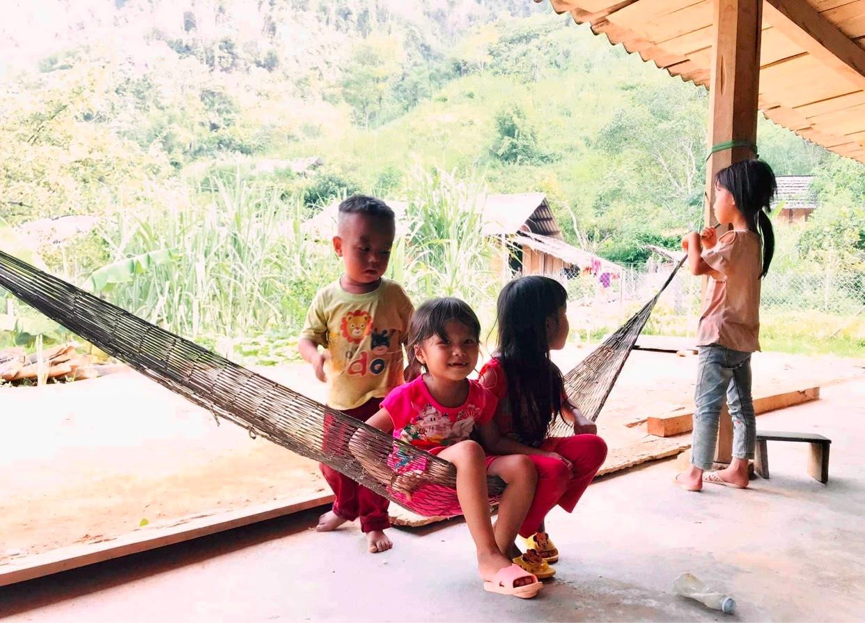 Những đứa trẻ ở Xốp Mạt