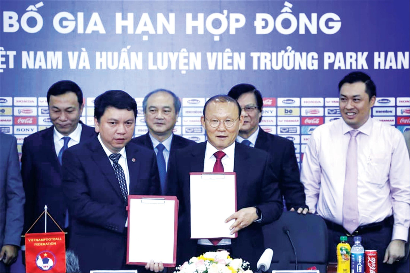 VFF sẽ sớm đàm phán về vấn đề hợp đồng với HLV Park Hang-seo trong tháng 10 ảnh: Anh Đoàn VFF sẽ sớm đàm phán về vấn đề hợp đồng với HLV Park Hang-seo trong tháng 10 ảnh: Anh Đoàn