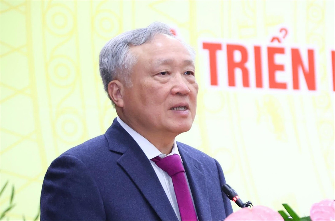 Phó Thủ tướng Thường trực Chính phủ Nguyễn Hòa Bình Phó Thủ tướng Thường trực Chính phủ Nguyễn Hòa Bình