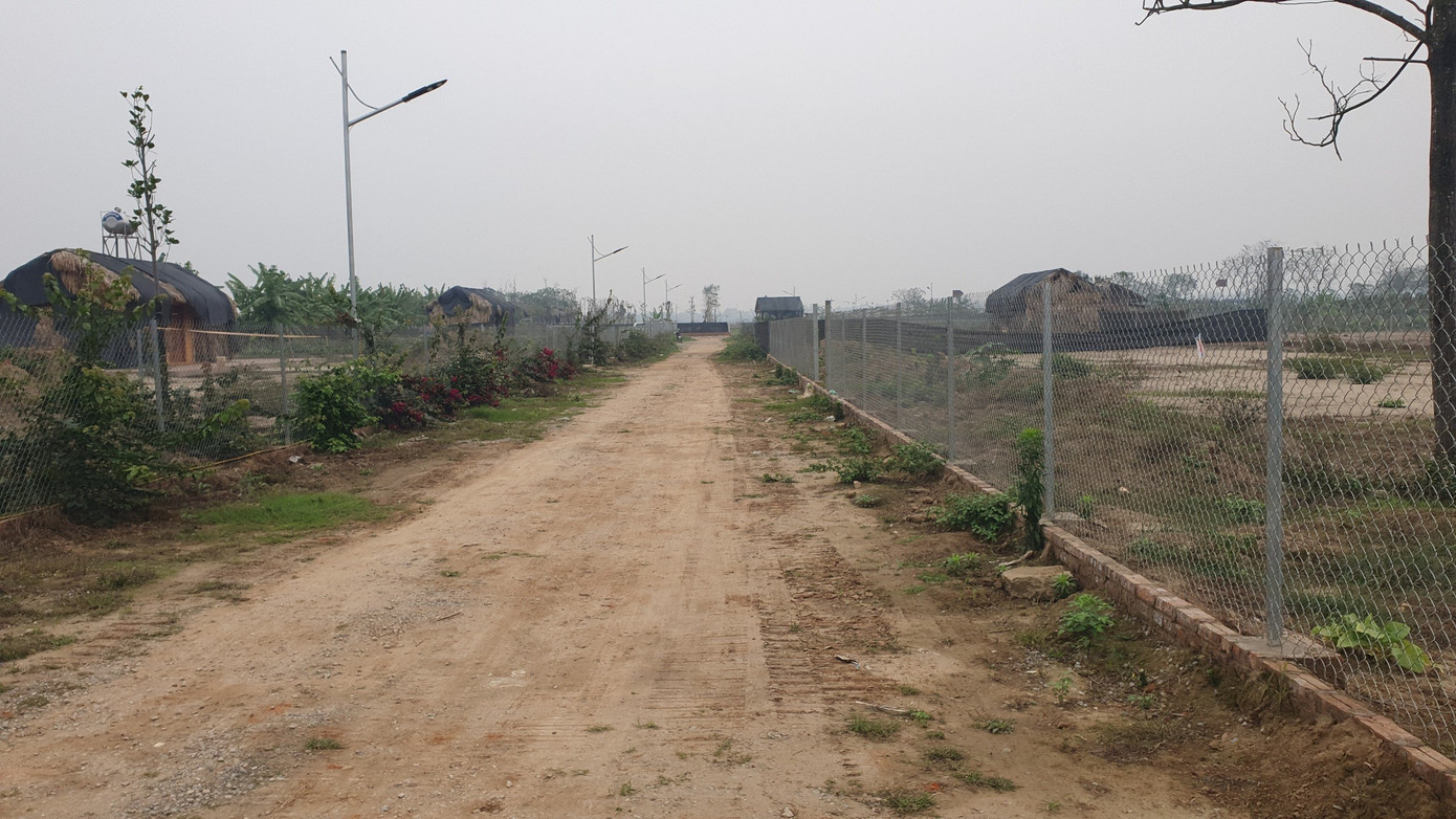 Việc xây dựng trái phép trên đất bãi sông gây lãng phí của cải xã hội, thất thoát ngân sách Nhà nước Việc xây dựng trái phép trên đất bãi sông gây lãng phí của cải xã hội, thất thoát ngân sách Nhà nước