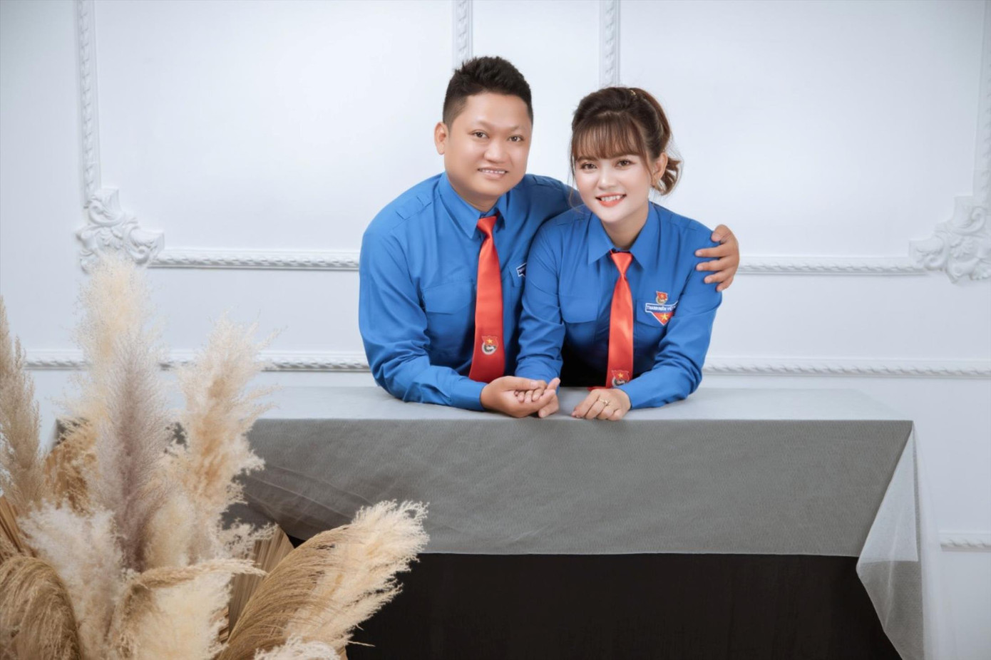 Ảnh cưới của chị Lê Thụy Thùy Trâm và anh Nguyễn Minh Nhã Ảnh cưới của chị Lê Thụy Thùy Trâm và anh Nguyễn Minh Nhã