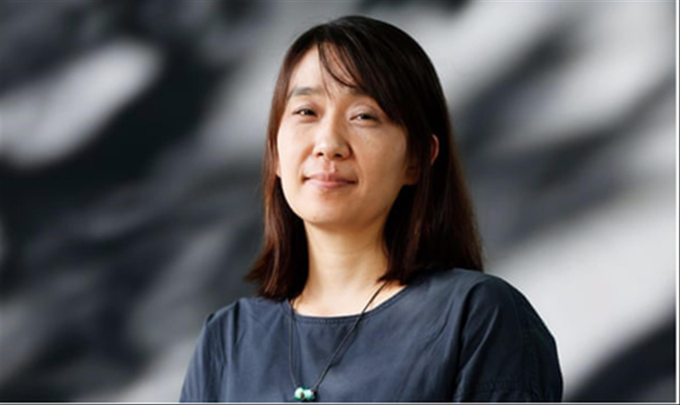 Ở tuổi 54, Han Kang là một trong những cây bút trẻ nhất từng đoạt giải Nobel Văn học