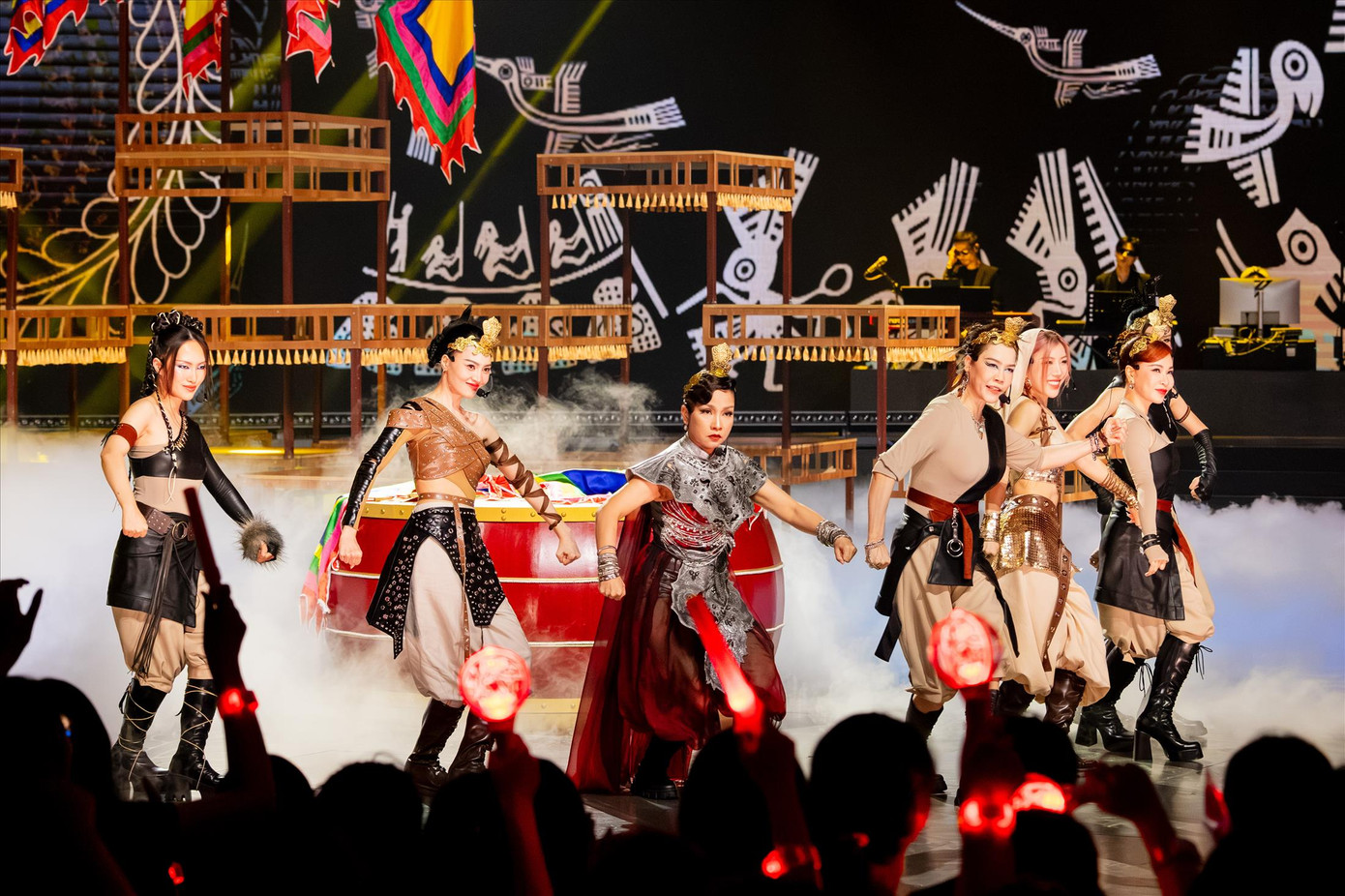 Tiết mục chiến thắng của đội Trang Pháp khắc họa tinh thần yêu nước Ảnh: BTC Tiết mục chiến thắng của đội Trang Pháp khắc họa tinh thần yêu nước Ảnh: BTC