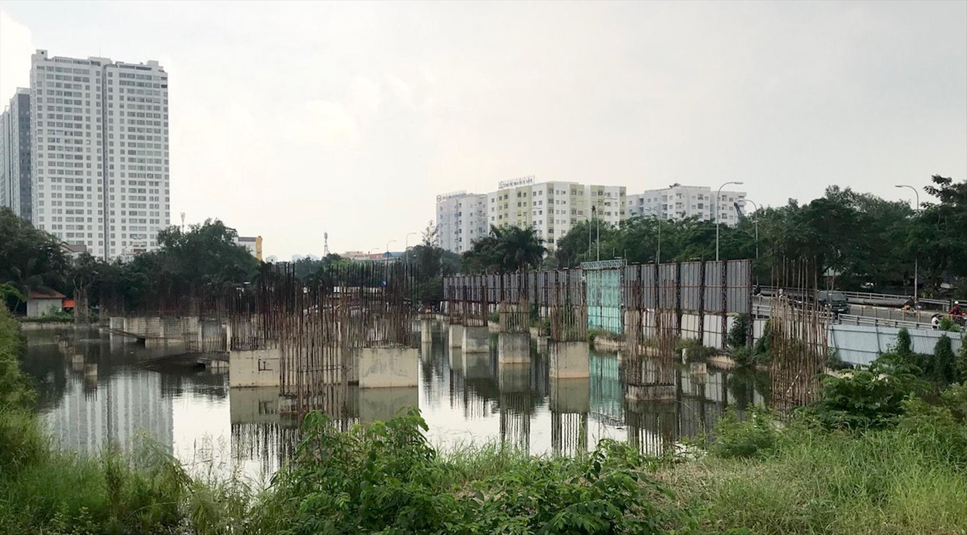 Nhiều doanh nghiệp ở TPHCM đứng hình vì dự án không xong được pháp lý để xây dựng và bán hàng