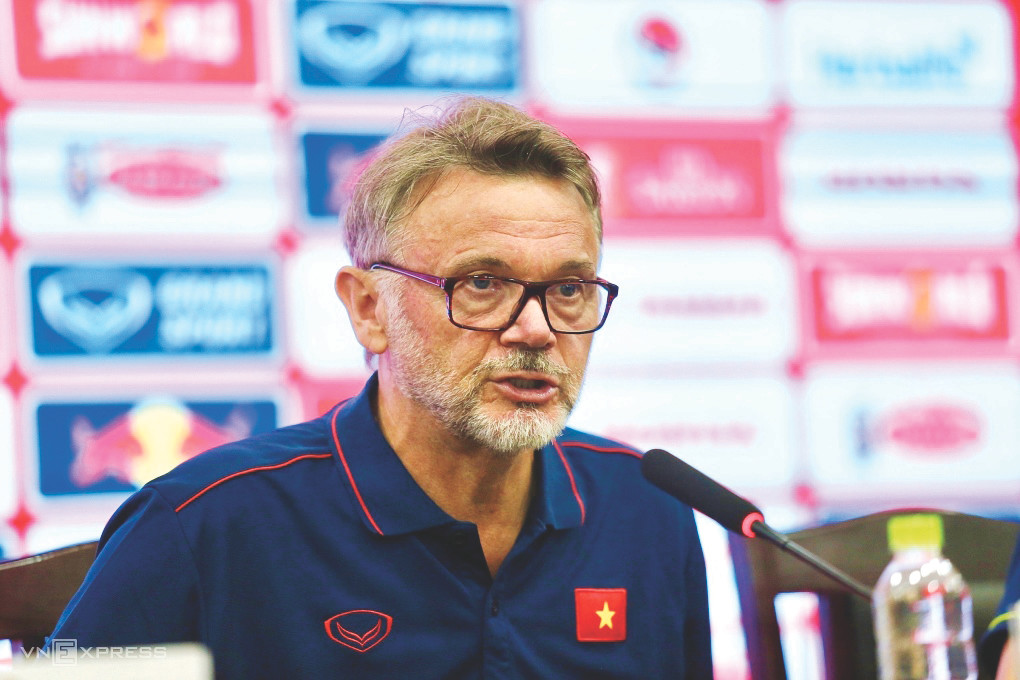 HLV Philippe Troussier