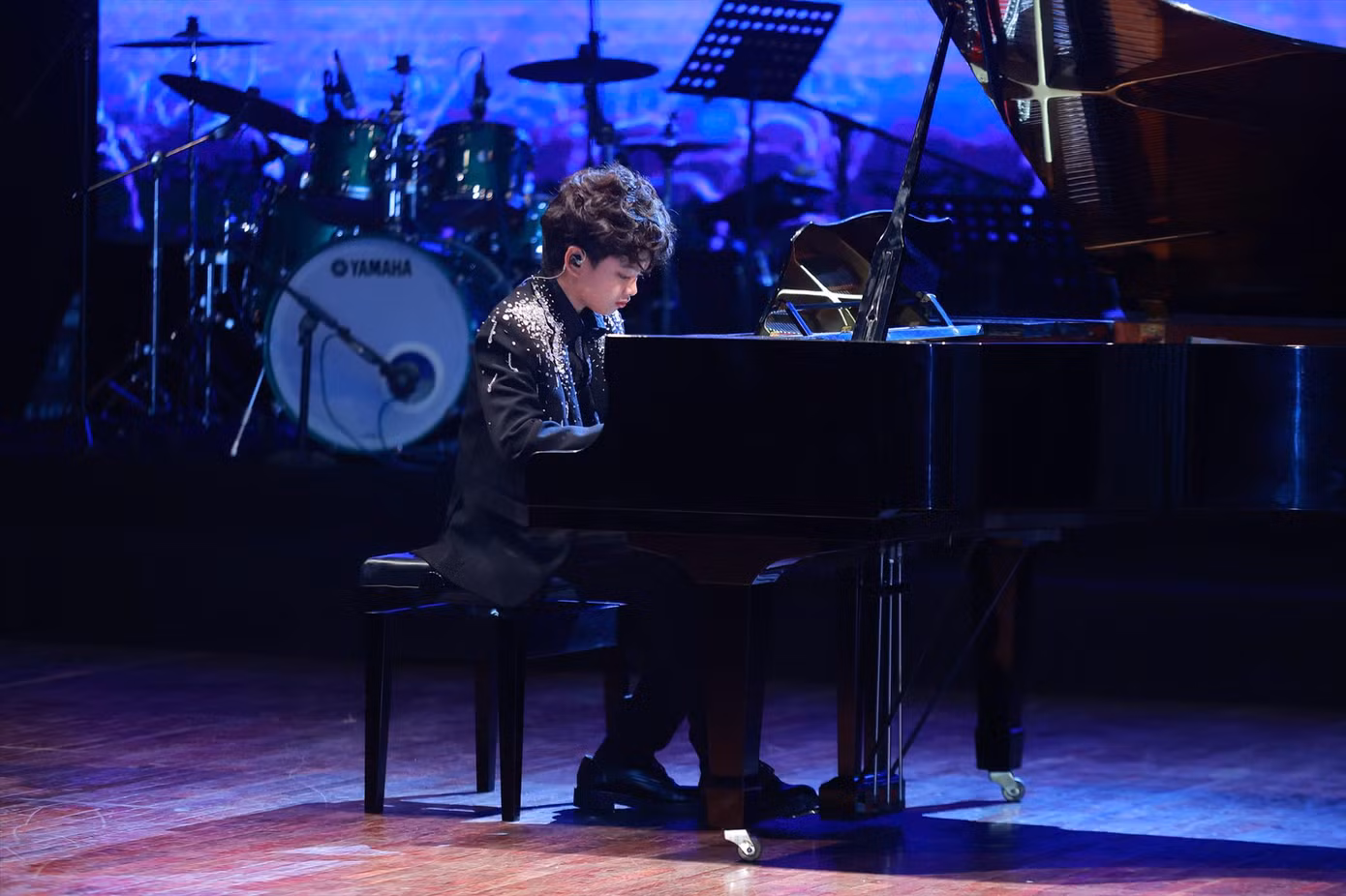 Cao Phú Quý đắm mình trong những bản nhạc piano cổ điển