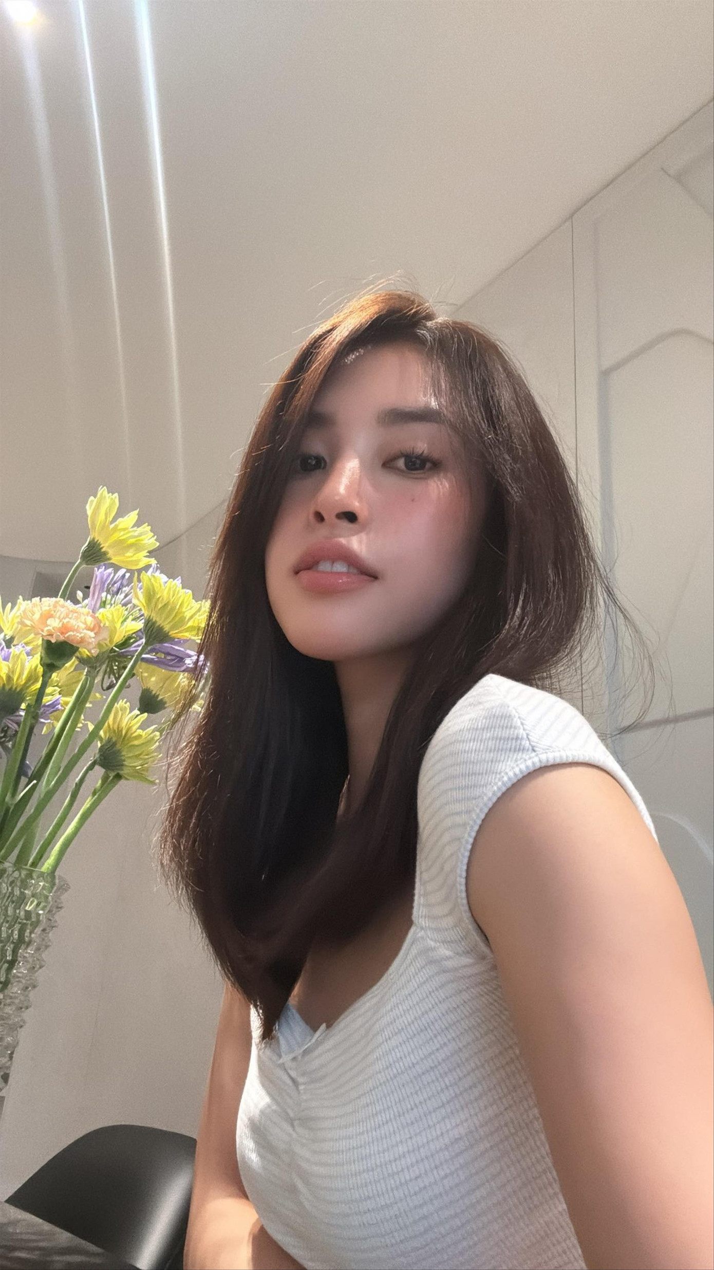 Hoa hậu Trần Tiểu Vy nhiều lần tự tin với nhan sắc mộc. Hoa hậu Trần Tiểu Vy nhiều lần tự tin với nhan sắc mộc.