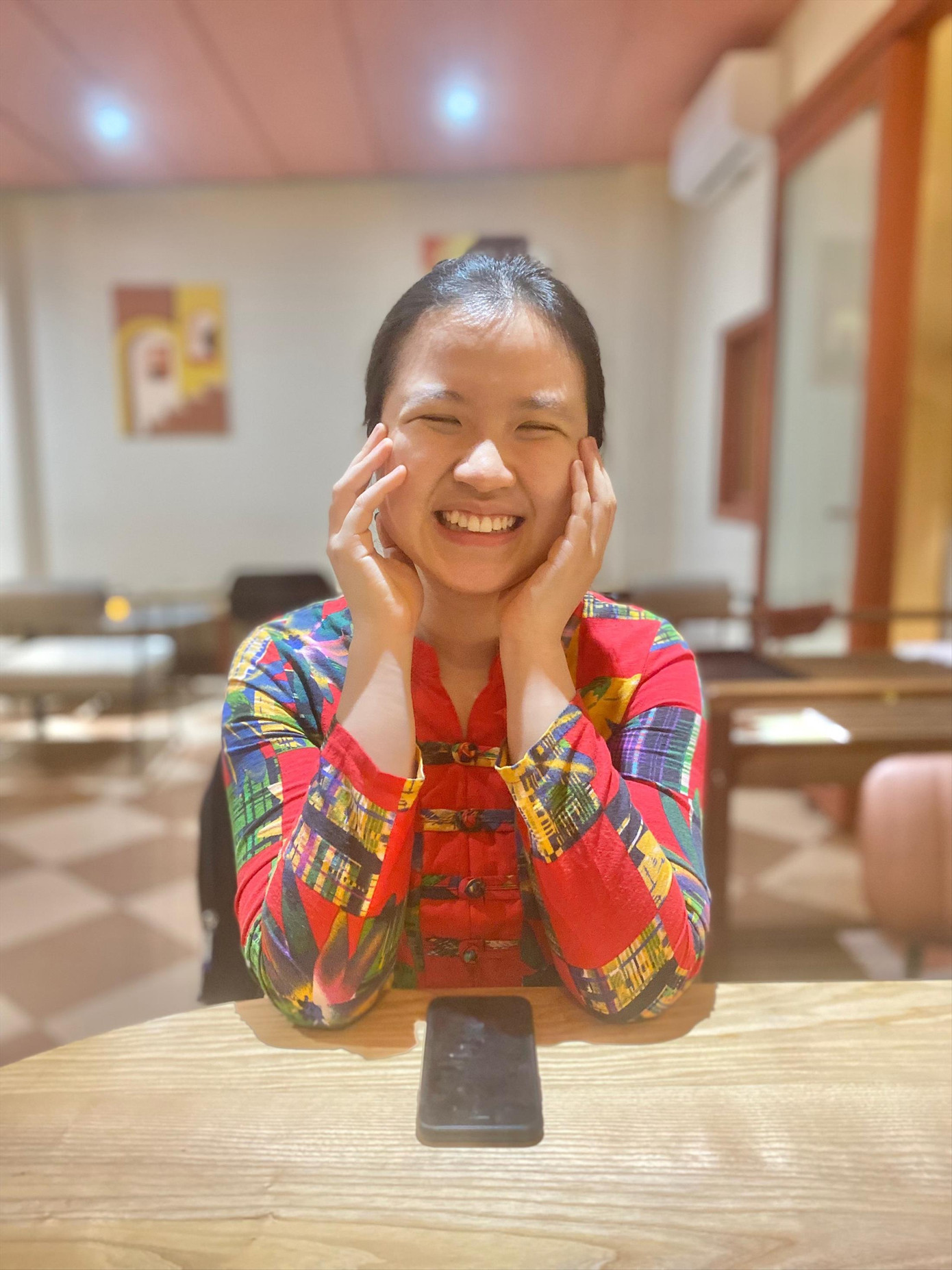 Cô gái khiếm thị Nguyễn An Như, sinh viên năm hai khoa Âm nhạc truyền thống, Học viện Âm nhạc Quốc gia Việt Nam Cô gái khiếm thị Nguyễn An Như, sinh viên năm hai khoa Âm nhạc truyền thống, Học viện Âm nhạc Quốc gia Việt Nam