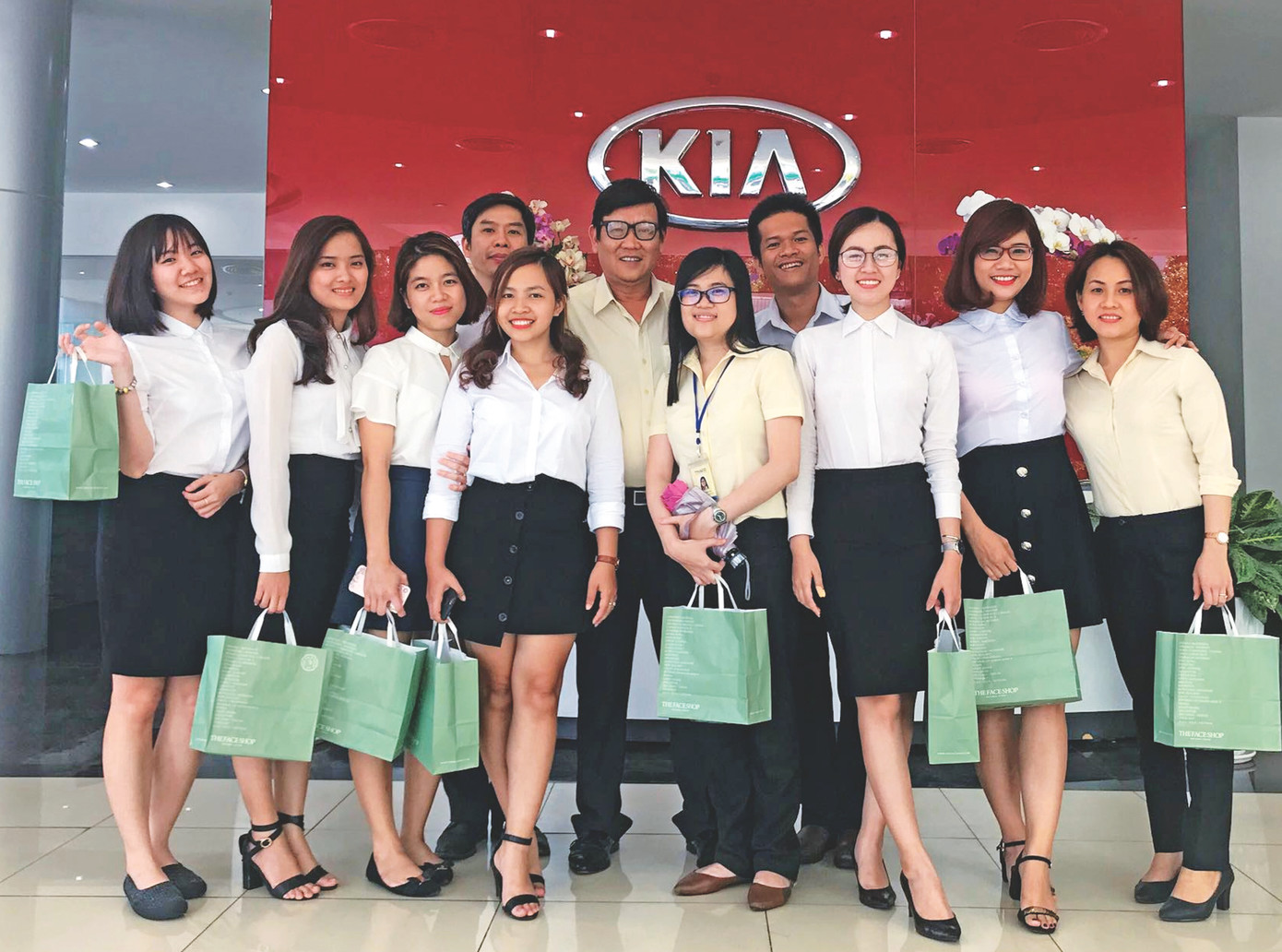 Nguyễn Một và ê kíp truyền thông Tập đoàn Thaco.