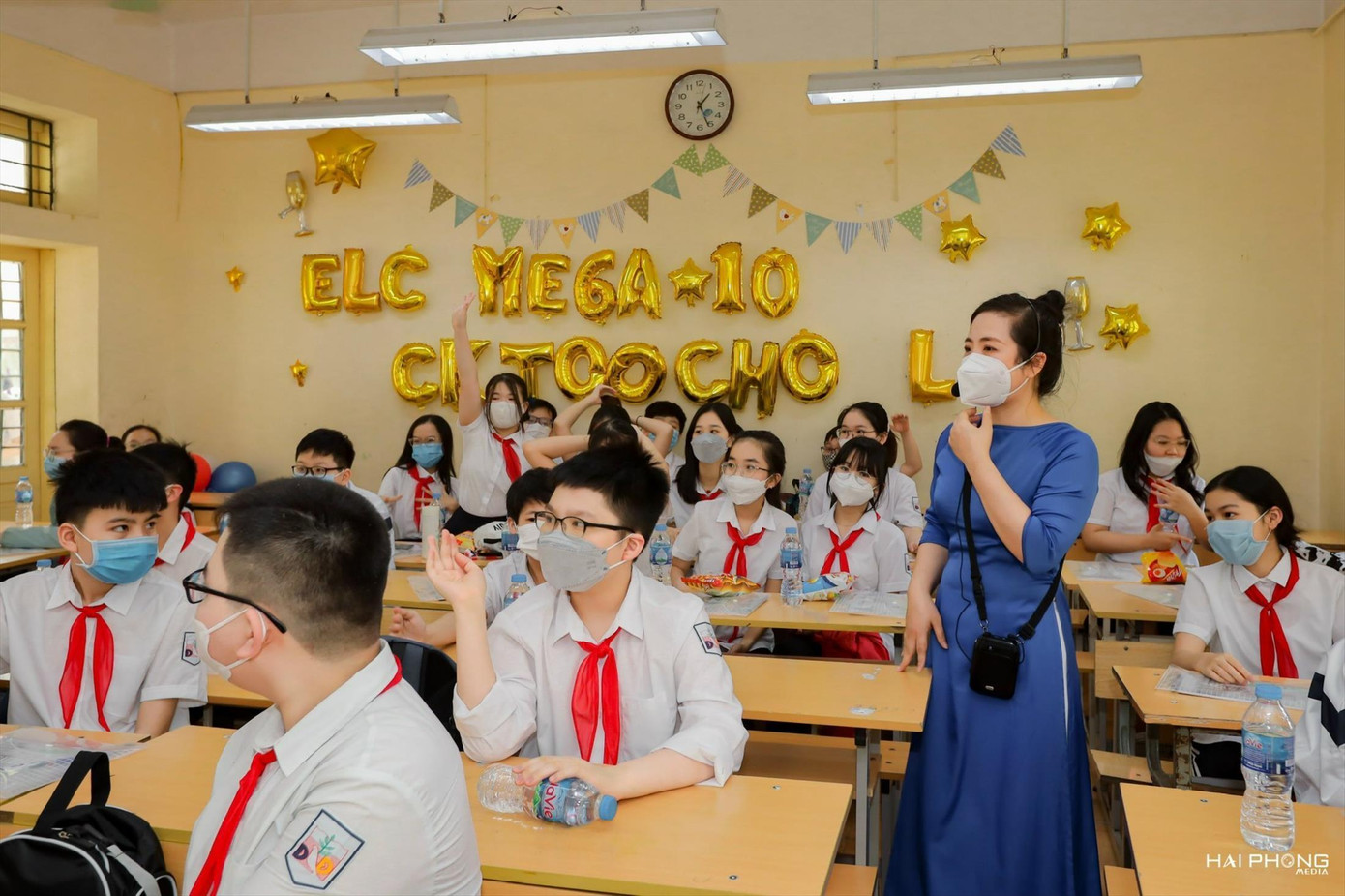 Học sinh lớp 6 một trường THCS tại Hà Nội trong giờ học Học sinh lớp 6 một trường THCS tại Hà Nội trong giờ học