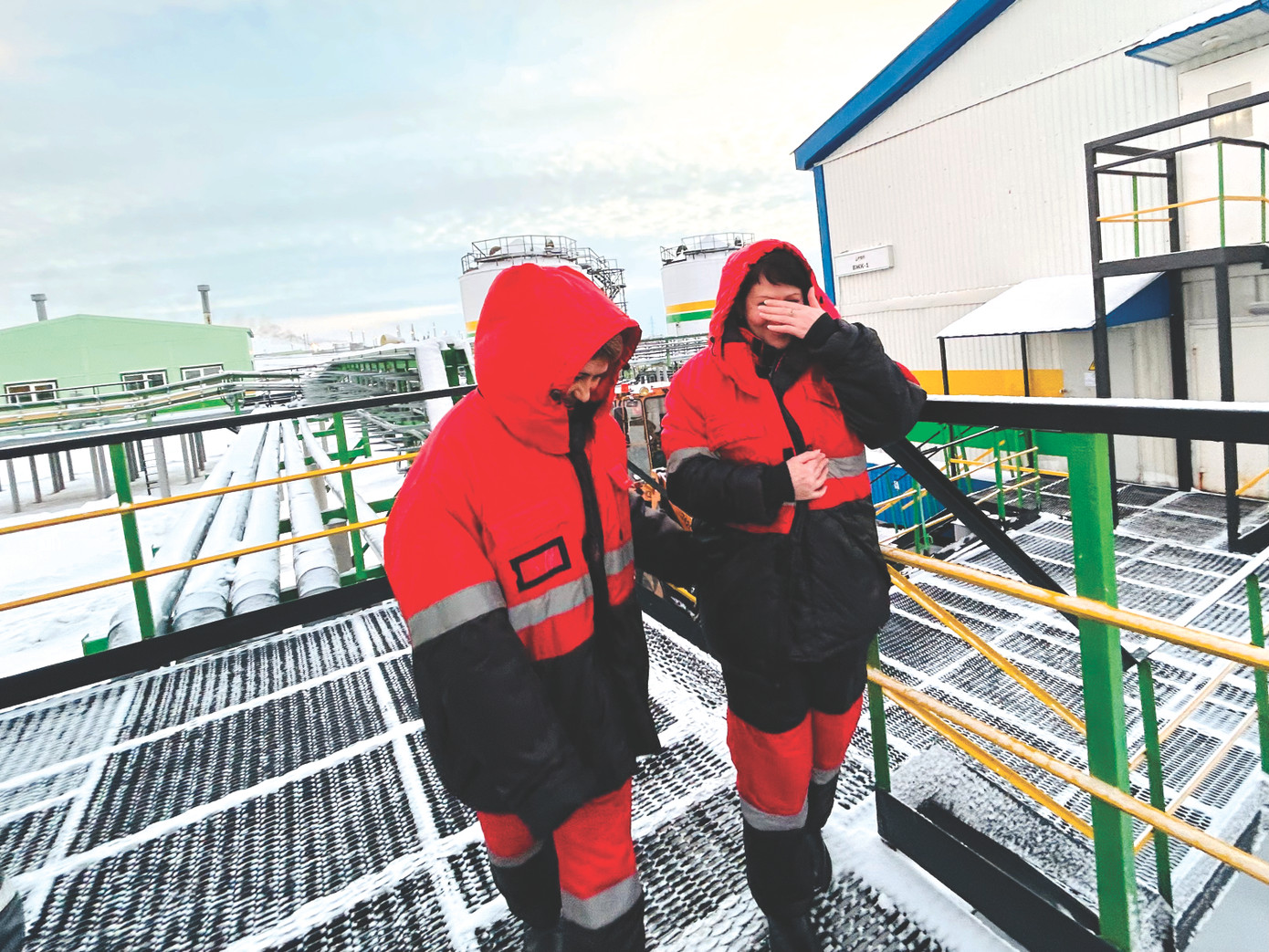 Những thợ mỏ Nga thẹn thùng. Những thợ mỏ Nga thẹn thùng.