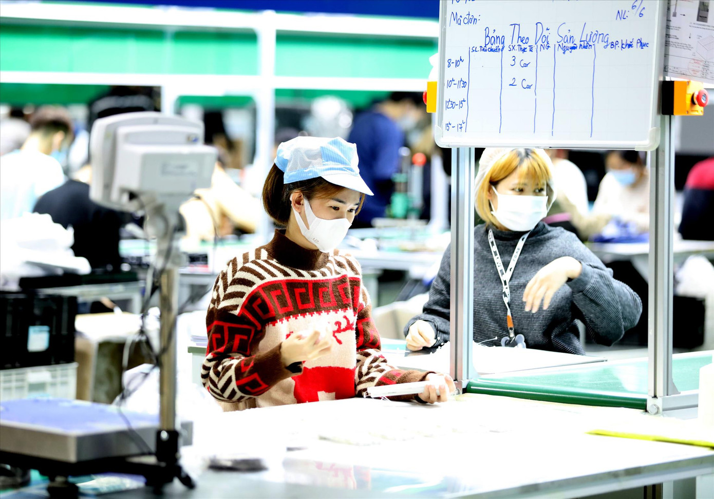 Việt Nam có lợi thế về lực lượng lao động trẻ trong phát triển kinh tế. Ảnh: Như Ý