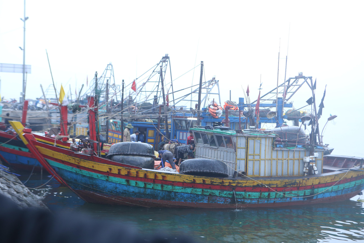 Ngư dân Hà Tĩnh gặp khó khăn khi giá nhiên liệu tăng