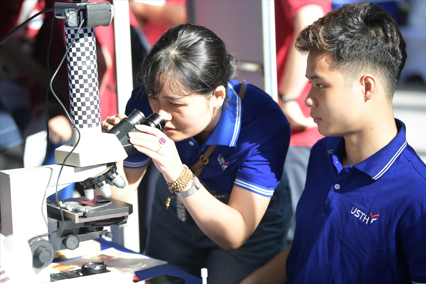 Trải nghiệm thiết bị nghiên cứu khoa học hiện đại tại Ngày hội tuyển sinh ĐH năm 2025. Ảnh: DƯƠNG TRIỀU Trải nghiệm thiết bị nghiên cứu khoa học hiện đại tại Ngày hội tuyển sinh ĐH năm 2025. Ảnh: DƯƠNG TRIỀU