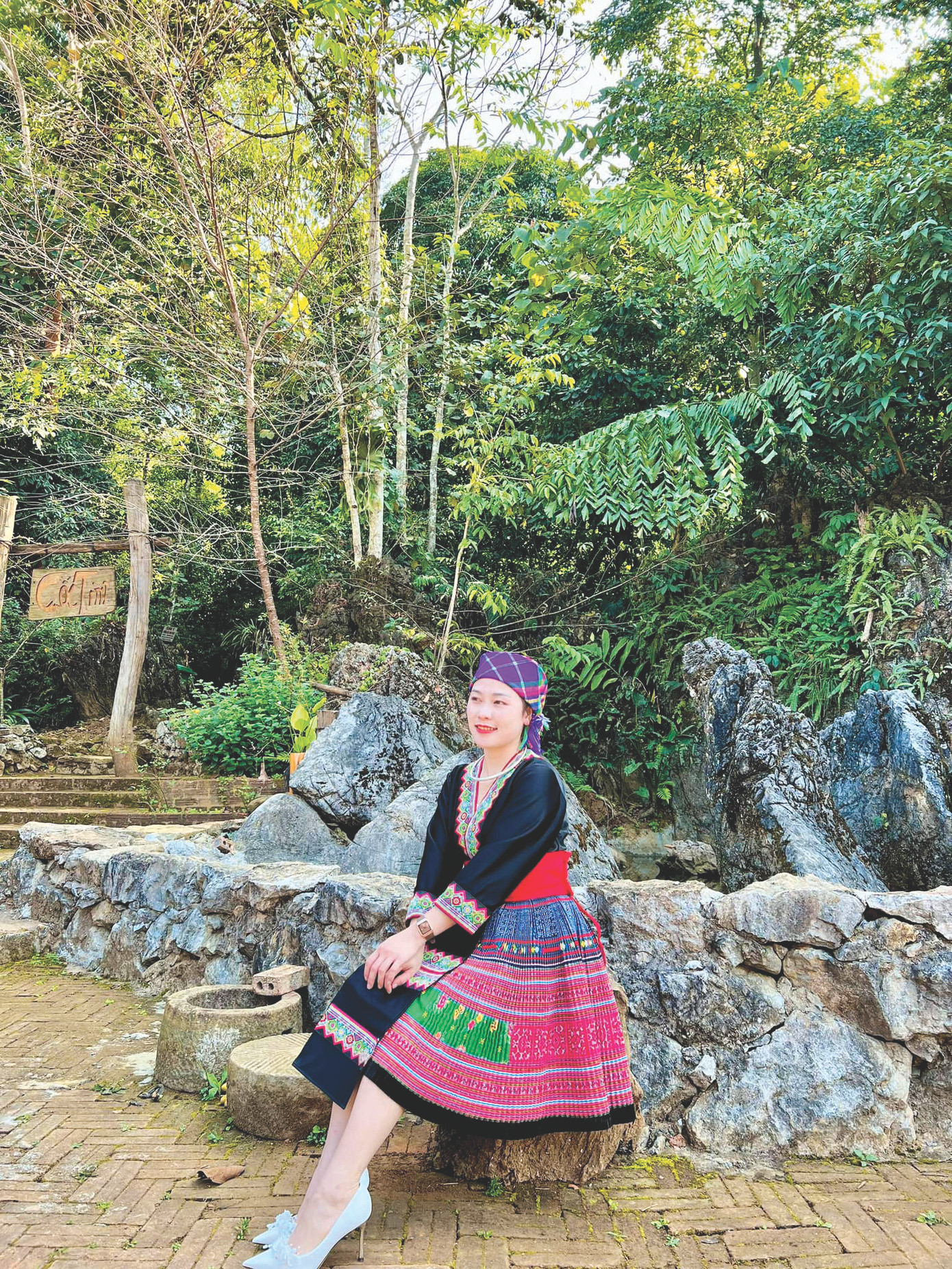 Bà chủ trẻ Vàng Thị Rua