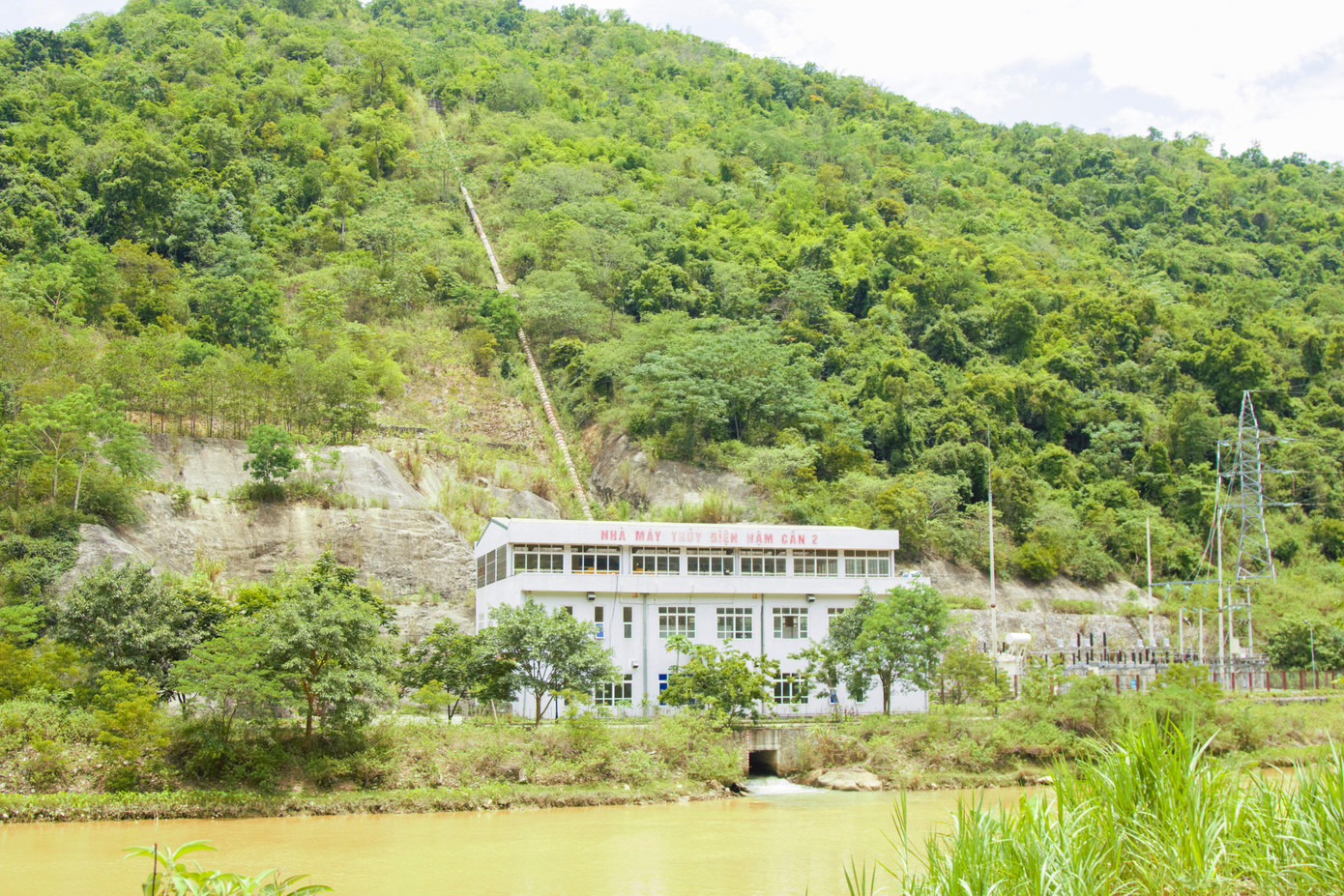 Nhà máy thủy điện Nậm Cắn 2