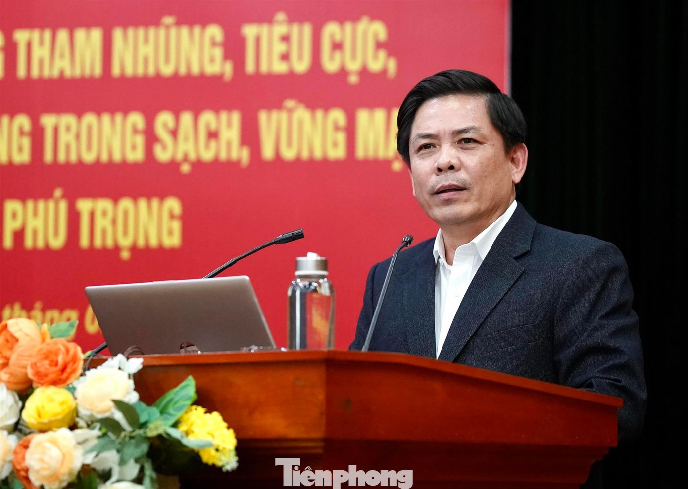 Bí thư Đảng ủy Khối các cơ quan T.Ư Nguyễn Văn Thể phát biểu tại hội nghị (ảnh: PV). Bí thư Đảng ủy Khối các cơ quan T.Ư Nguyễn Văn Thể phát biểu tại hội nghị (ảnh: PV).