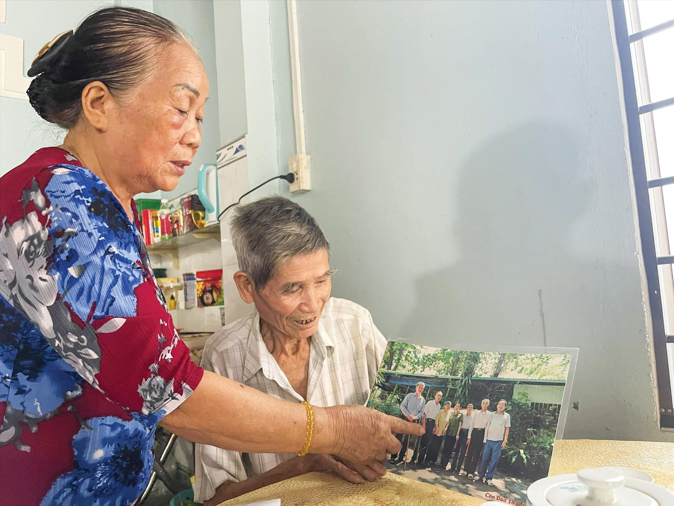 Vợ chồng ông Nguyễn Xuân Viên. Ảnh: Trọng Tài