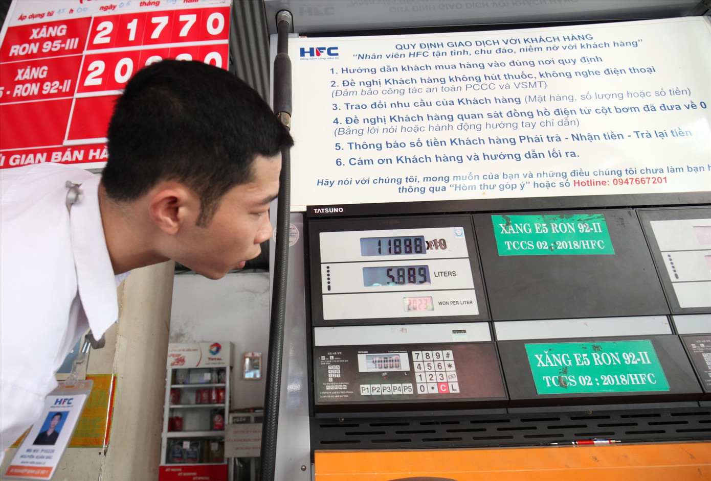 Doanh nghiệp bán lẻ cho rằng, cần làm rõ việc đầu mối, thương nhân phân phối "chặn" chiết khấu Ảnh: Như Ý Doanh nghiệp bán lẻ cho rằng, cần làm rõ việc đầu mối, thương nhân phân phối "chặn" chiết khấu Ảnh: Như Ý