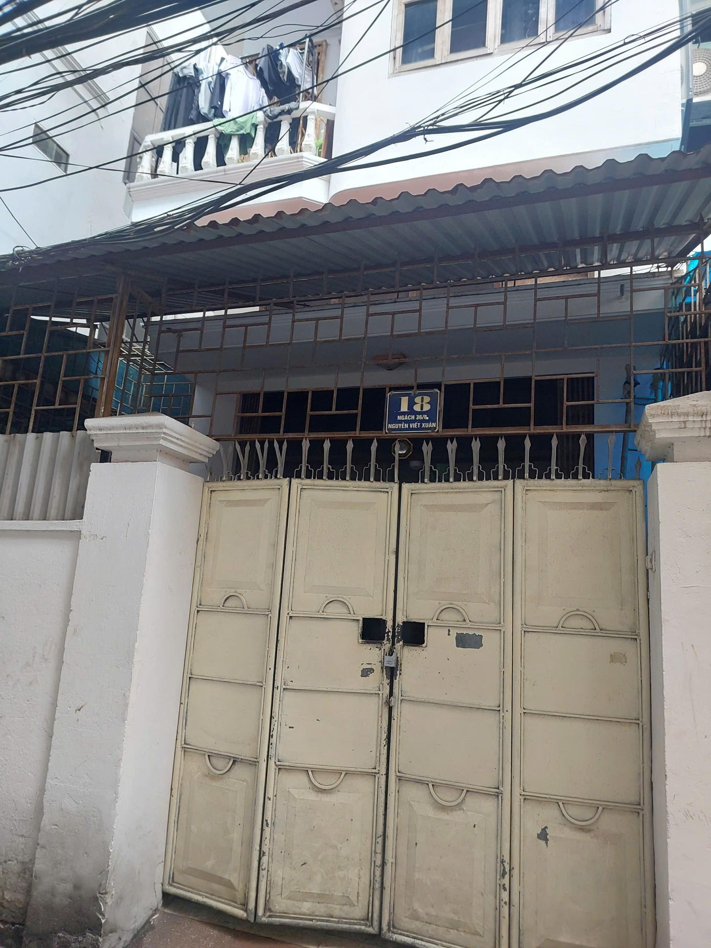 Địa chỉ của Cty TNHH Thương mại Dịch vụ BB Việt Nam là nhà dân trong ngõ “cửa đóng then cài”