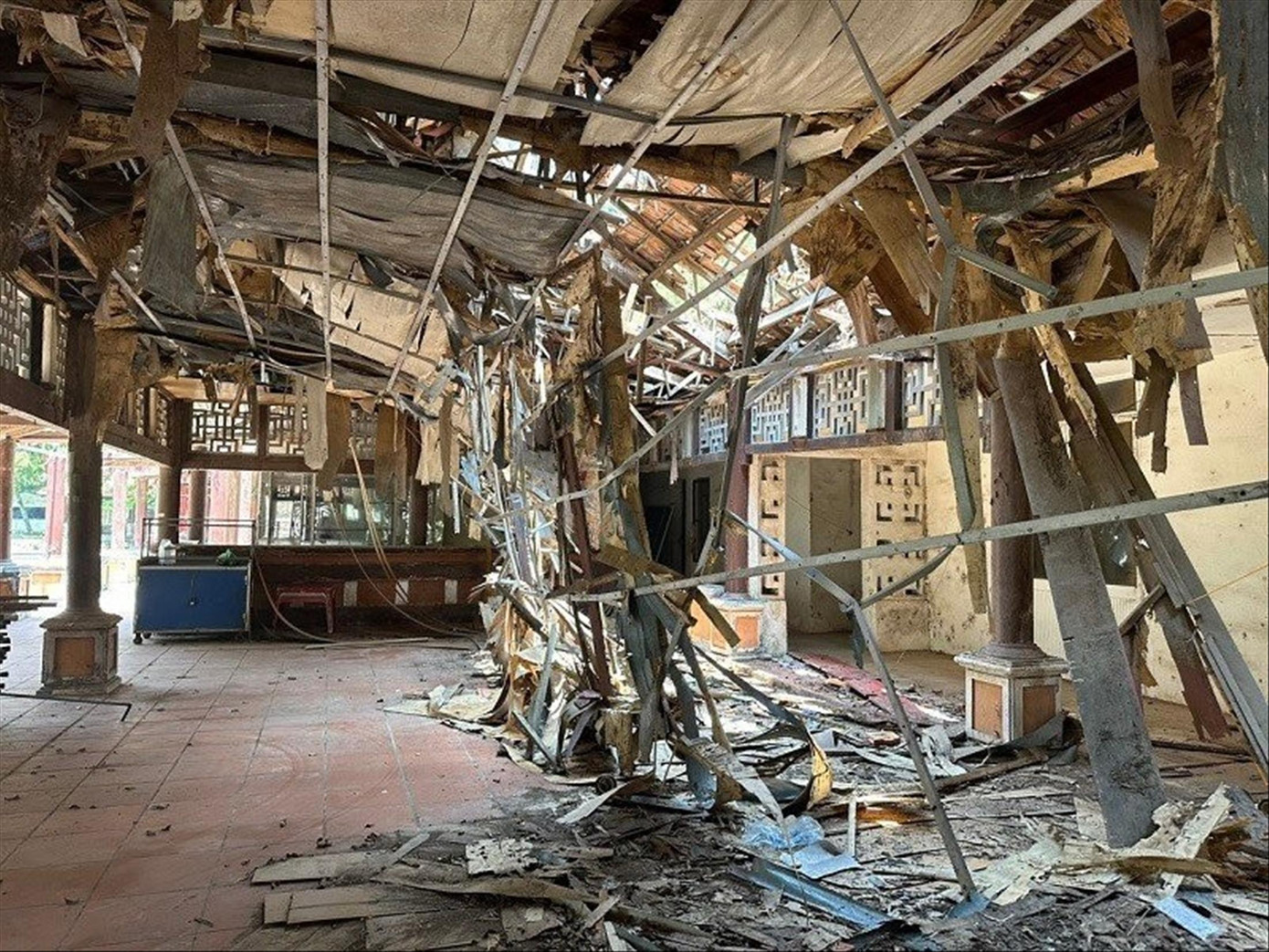 Một trong những nhà đất công của bộ ngành xuống cấp tại Đồ Sơn - Hải Phòng. Ảnh: BCT.