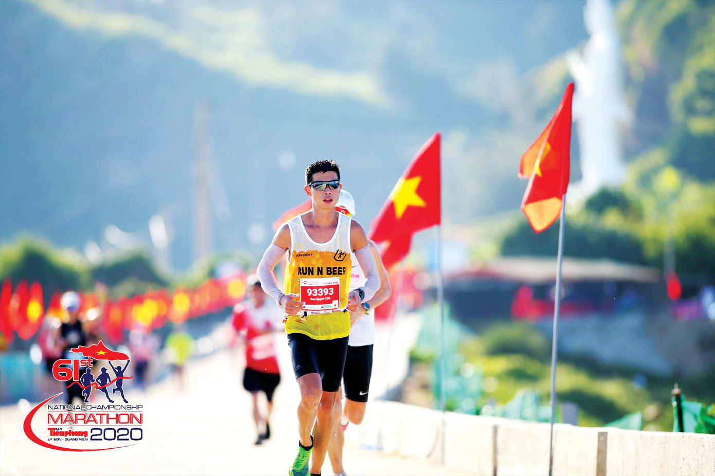 Đan Quyết tham dự Tiền Phong Marathon tại Lý Sơn và giành giải nhất lứa tuổi 16-34
