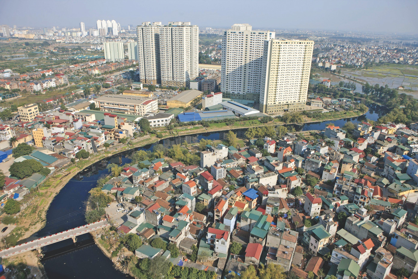 Thị trường bất động sản nhiều điểm nghẽn về pháp lý. Ảnh: Như Ý Thị trường bất động sản nhiều điểm nghẽn về pháp lý. Ảnh: Như Ý