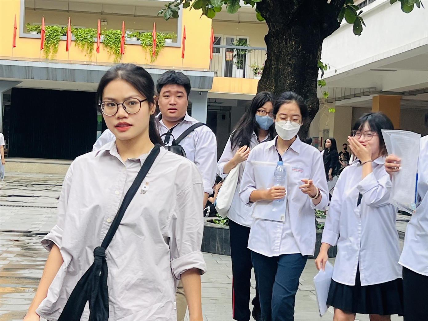 Học sinh lớp 9 dự thi tuyển sinh vào lớp 10 tại Hà Nội năm 2023