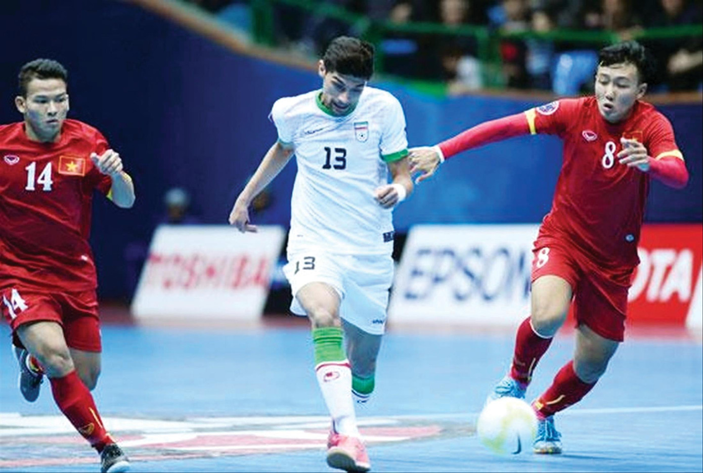 Đội tuyển futsal Việt Nam sẽ phải rất nỗ lực trong cuộc đối đầu với Iran ảnh: Anh Tú Đội tuyển futsal Việt Nam sẽ phải rất nỗ lực trong cuộc đối đầu với Iran ảnh: Anh Tú