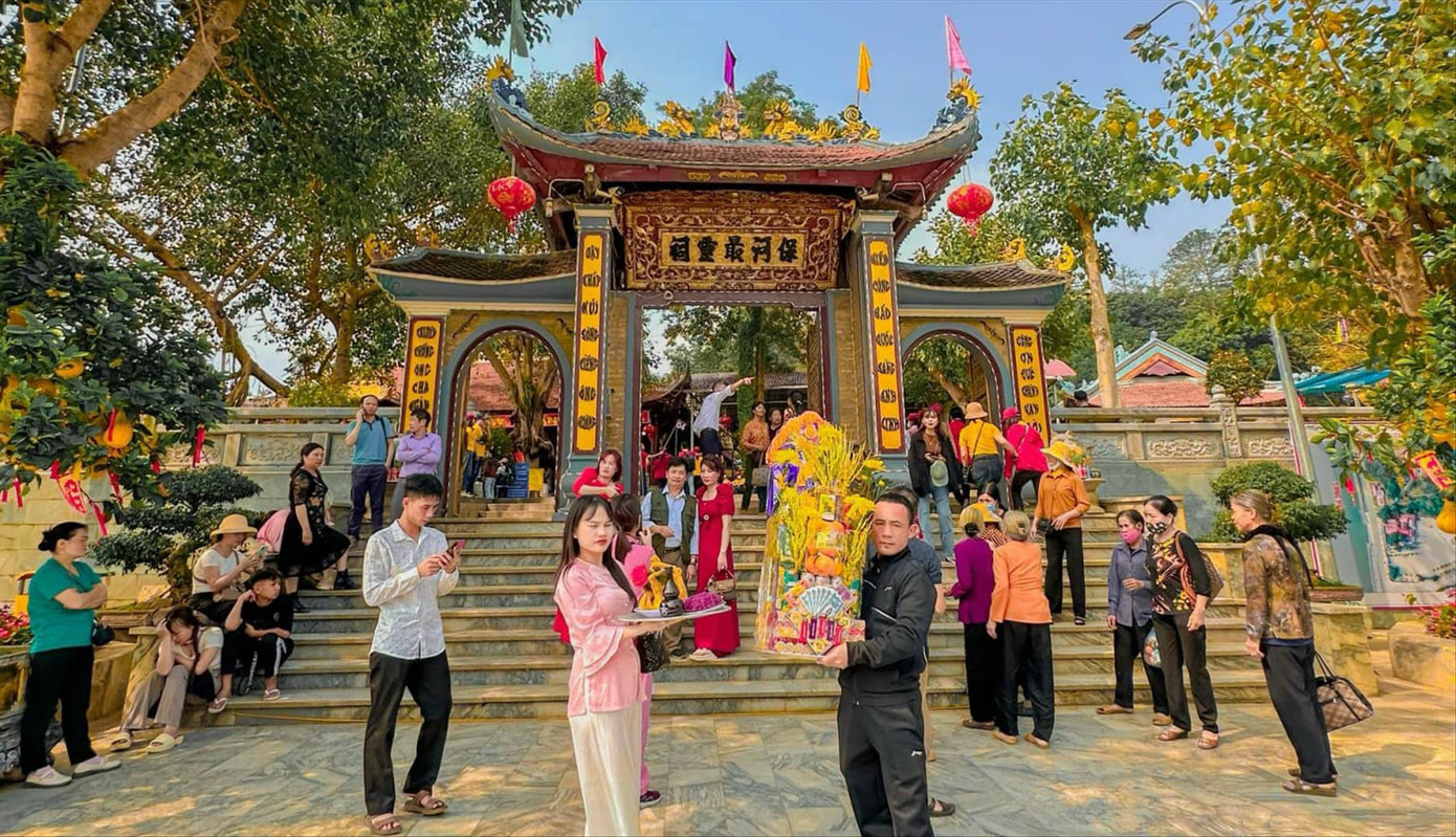 Đền Bảo Hà (Bảo Yên, Lào Cai) một trong những di tích quản lý tốt thu chi tiền công đức