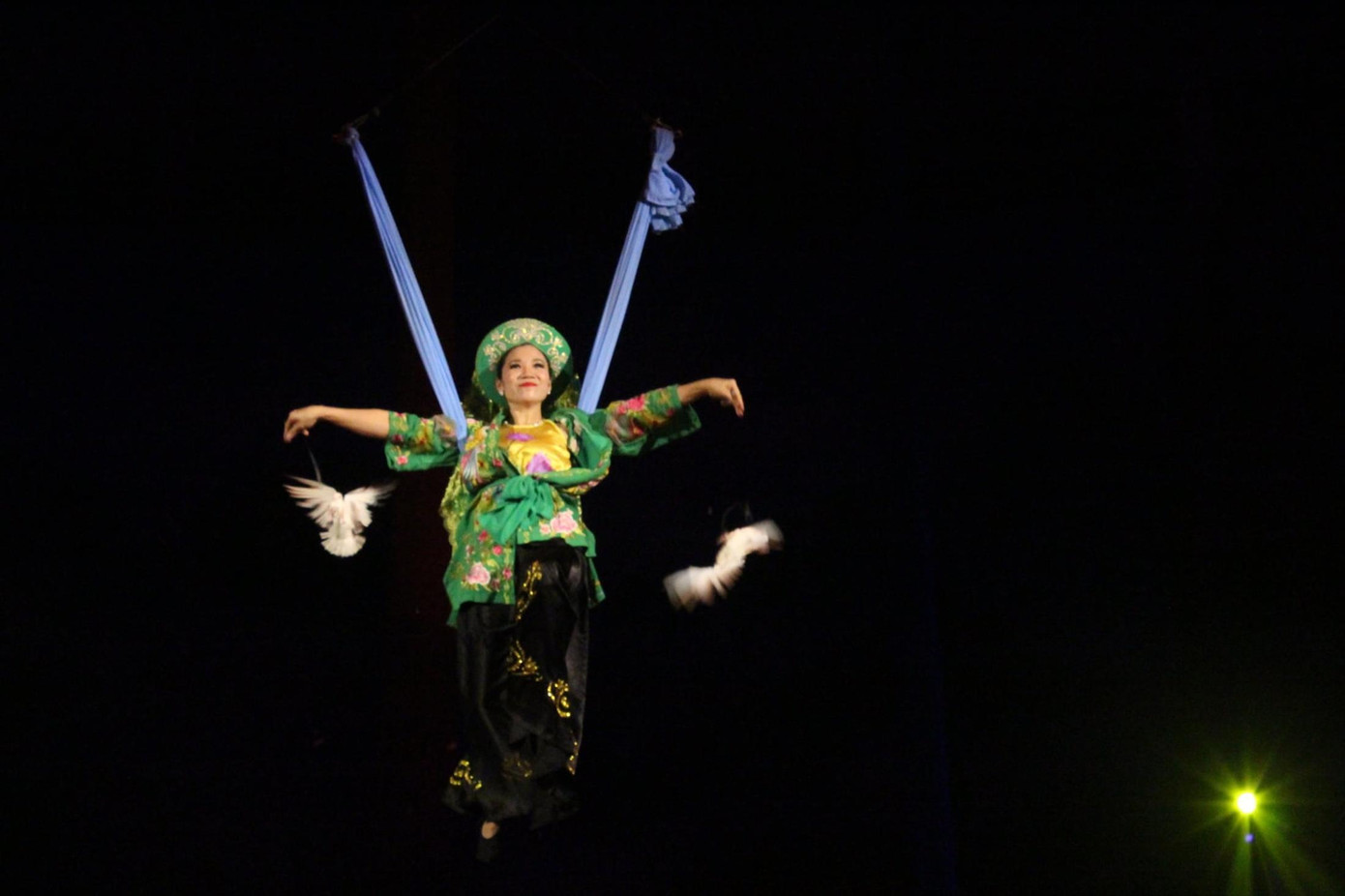 Bộ VHTTDL hỗ trợ mỗi nhà hát công lập hai chương trình biểu diễn được ghi hình và phát sóng Ảnh: KỲ SƠN