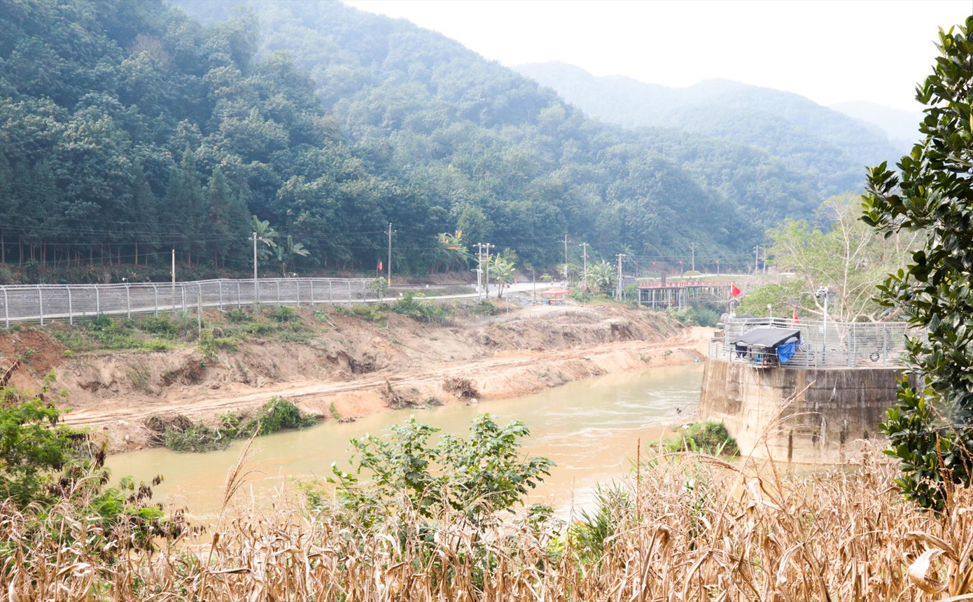 Khu vực ngã 3 sông Nậm Thi, nơi các đối tượng thả trôi hàng trôi sông Khu vực ngã 3 sông Nậm Thi, nơi các đối tượng thả trôi hàng trôi sông