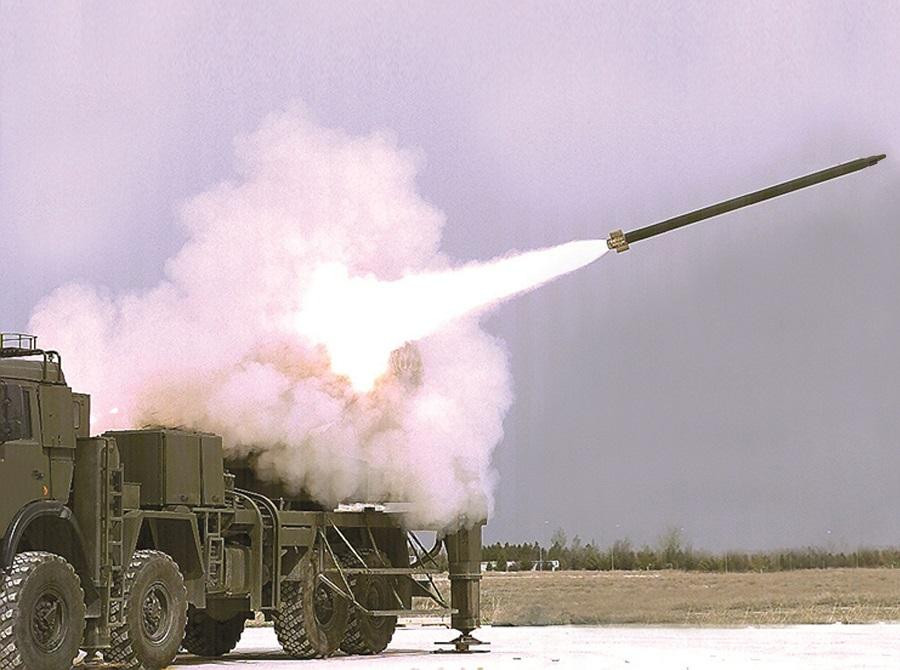 Một hệ thống phóng rốc-ket 122mm do công ty Roketsan (Thổ Nhĩ Kỳ) sản xuất. Ảnh: Savunmahaber.