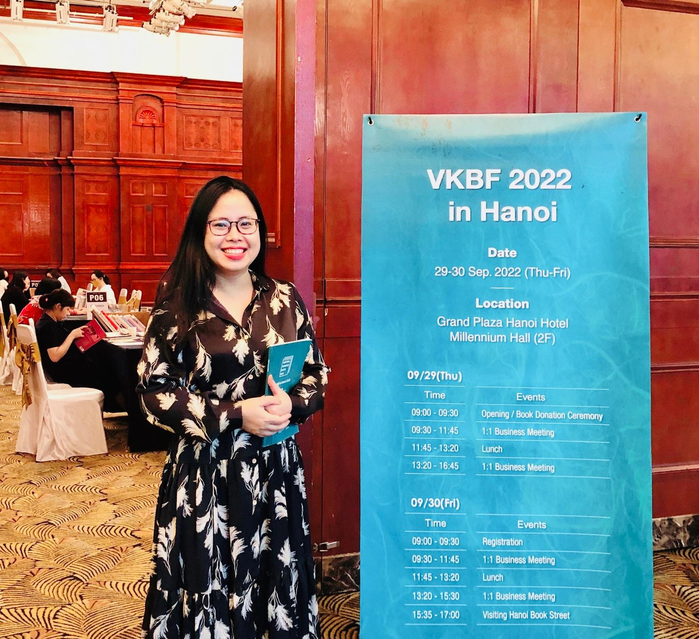 Chị Nguyễn Thu Trang - Phó Tổng Giám đốc Tân Việt Books.