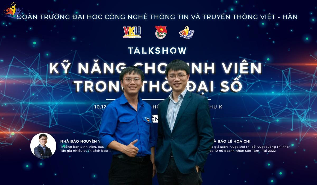 Anh Nguyễn Văn Hưng – Bí thư Đoàn Trường Đại học Công nghệ Thông tin và Truyền thông Việt-Hàn – Đại học Đà Nẵng và nhà báo Nguyễn Tuấn Anh.