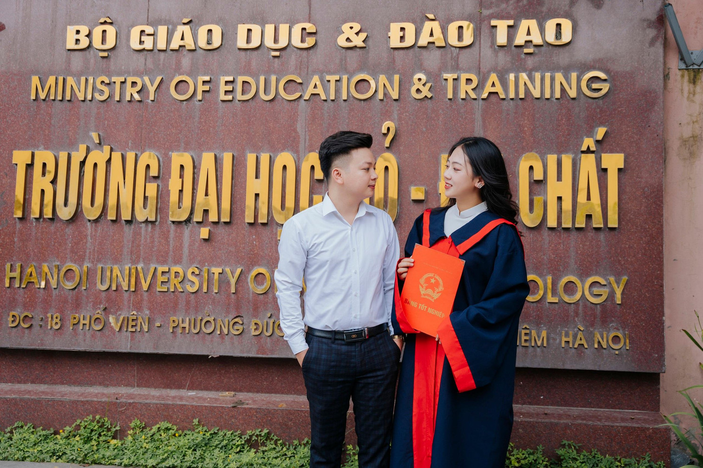 Kiều Chinh và bạn trai.