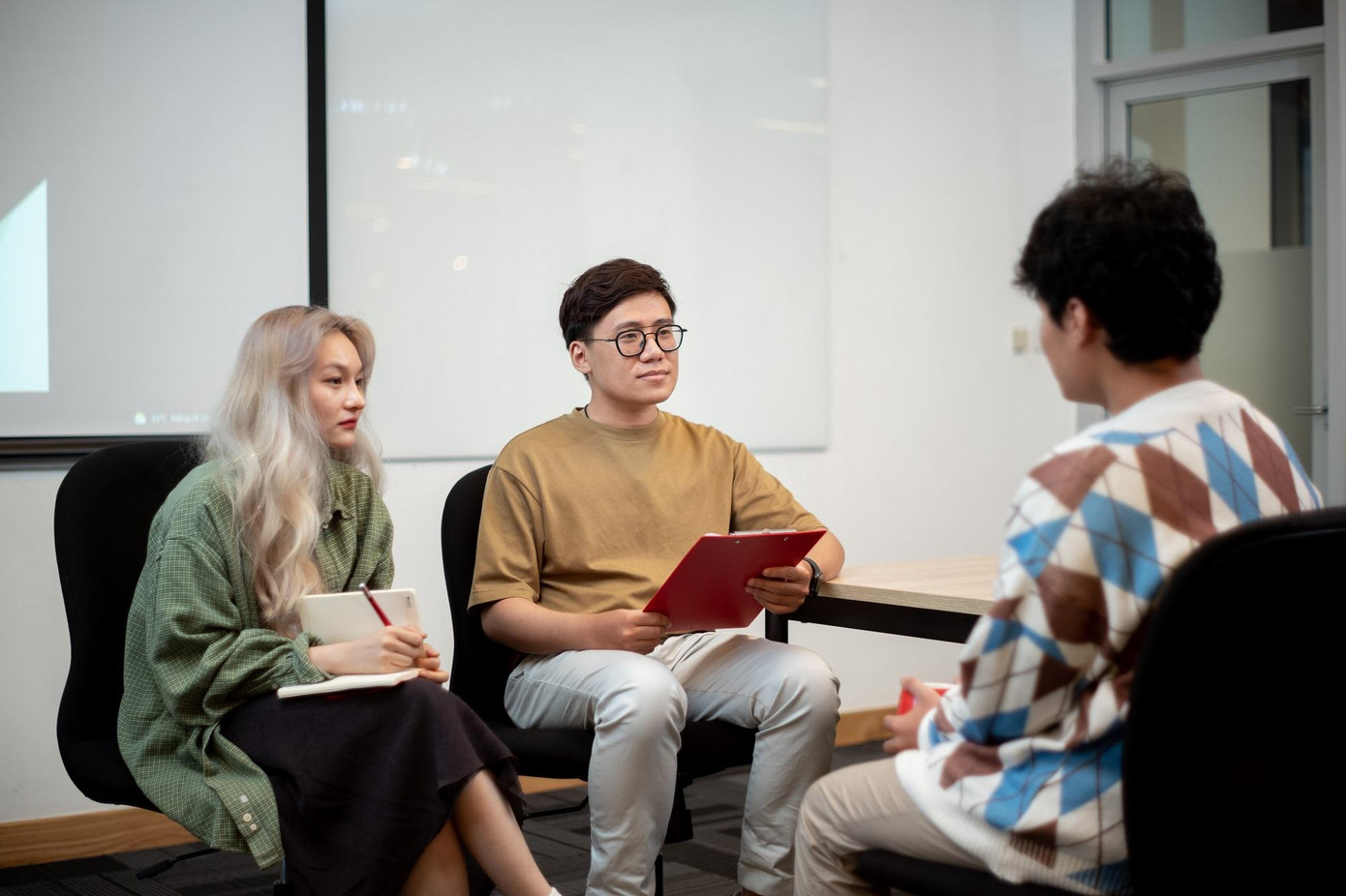 Chăm sóc sức khỏe tinh thần học đường là một mảng công việc nhiều tiềm năng dành cho các sinh viên theo học ngành Tâm lý học.