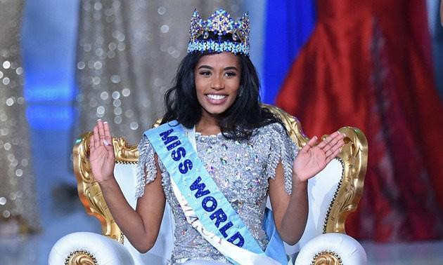 Toni-Ann Singh - người đẹp đăng quang Miss World 2019 chỉ cao 1m67.