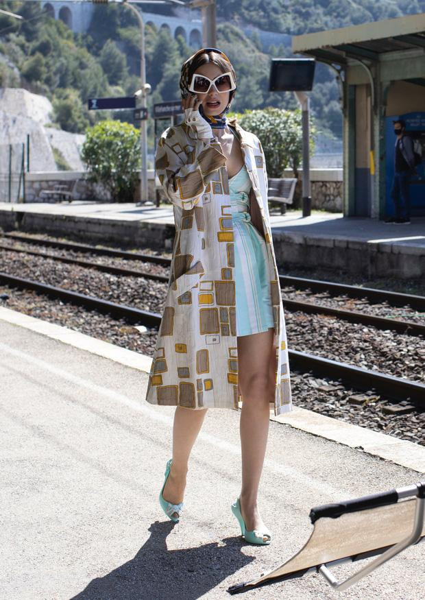 Họ thực sự nghiêm túc bảo vệ làn da dưới ánh nắng. Họ thực sự nghiêm túc bảo vệ làn da dưới ánh nắng.